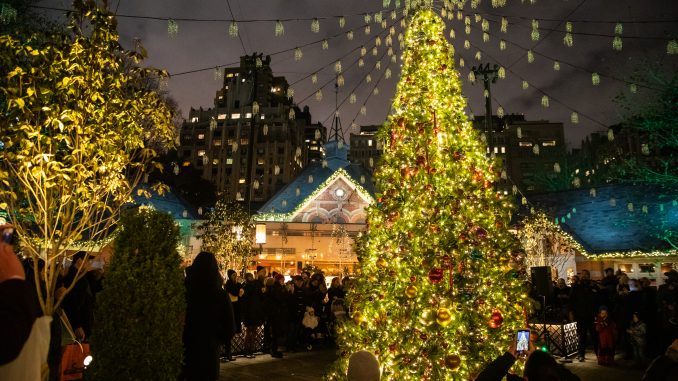 Tavern on the Green Tree Lighting Credit Nitzan Rubin (3)